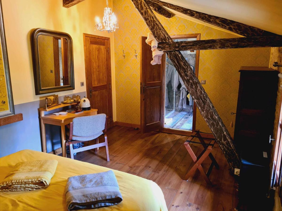 Ferme De Tayac - Charme Avec Pool Hotel Les Eyzies-de-Tayac-Sireuil Kültér fotó