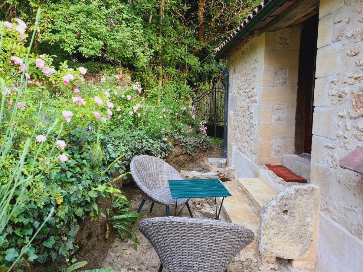 Ferme De Tayac - Charme Avec Pool Hotel Les Eyzies-de-Tayac-Sireuil Kültér fotó